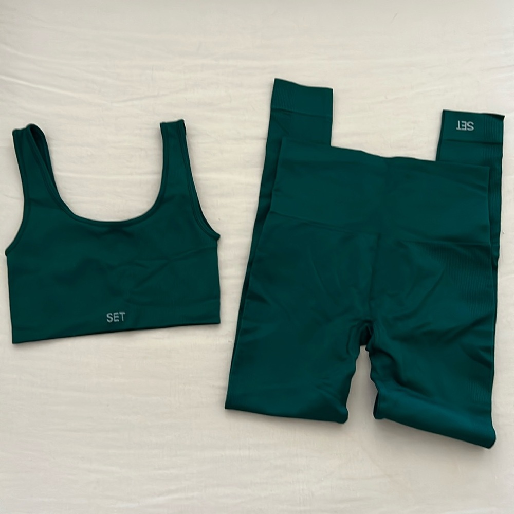 Set Active Bra and Leggings Set 🍵 Both Size XS